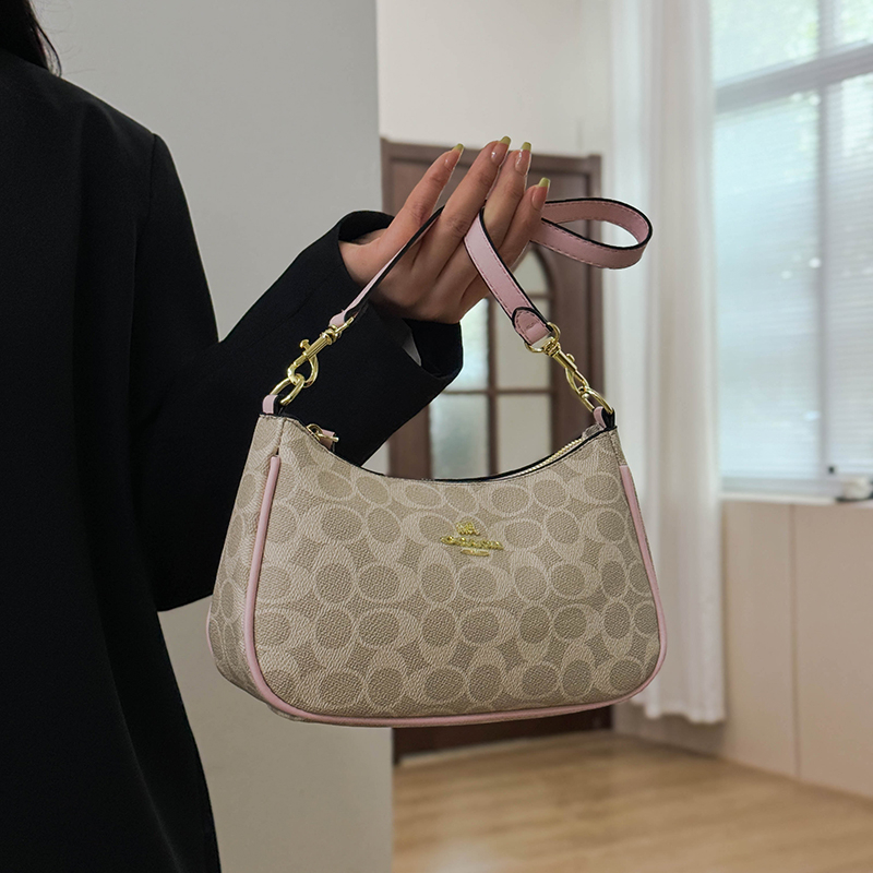 Luxury Lifestyle Fashion - กระเป๋าถือหนังสุดหรูสำหรับผู้หญิง ดีไซน์เก๋ ทันสมัย เหมาะสำหรับไลฟ์สไตล์คนเมืองและการใช้งานในชีวิตประจำวัน