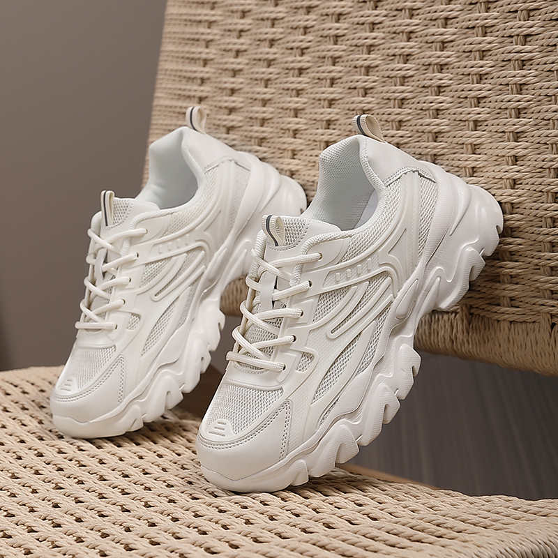รองเท้าผ้าใบผู้หญิง Platform P - Luxury Lifestyle Fashion บทวิจารณ์และราคา