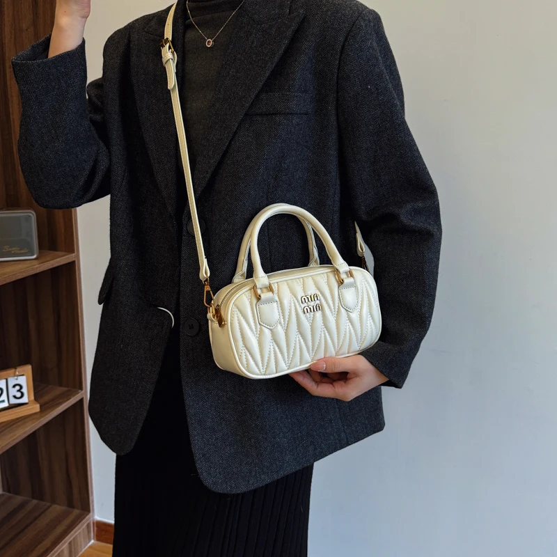 กระเป๋าถือหนังสุดหรูสำหรับผู้ห - Luxury Lifestyle Fashion บทวิจารณ์และราคา
